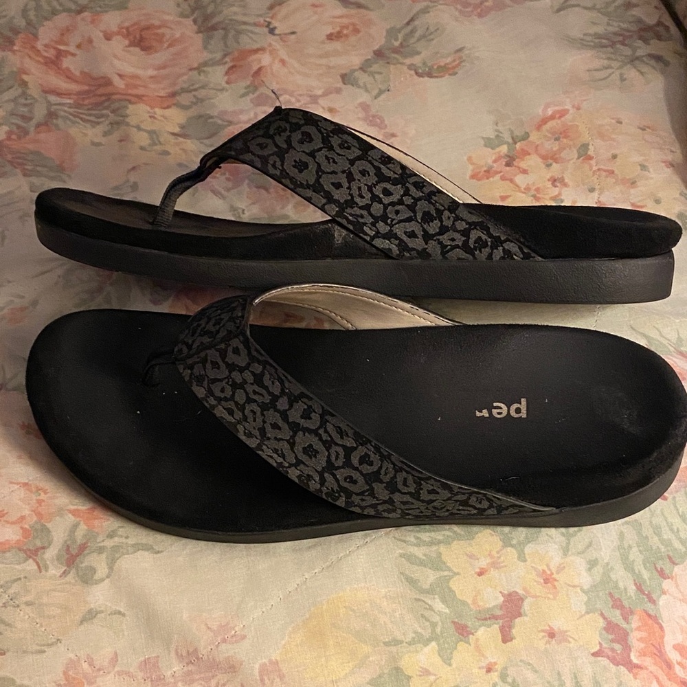 Spenco Black Patterned Women's Sandals